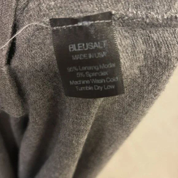 Bleusalt The Shorty Cardigan - Picture 7 of 9